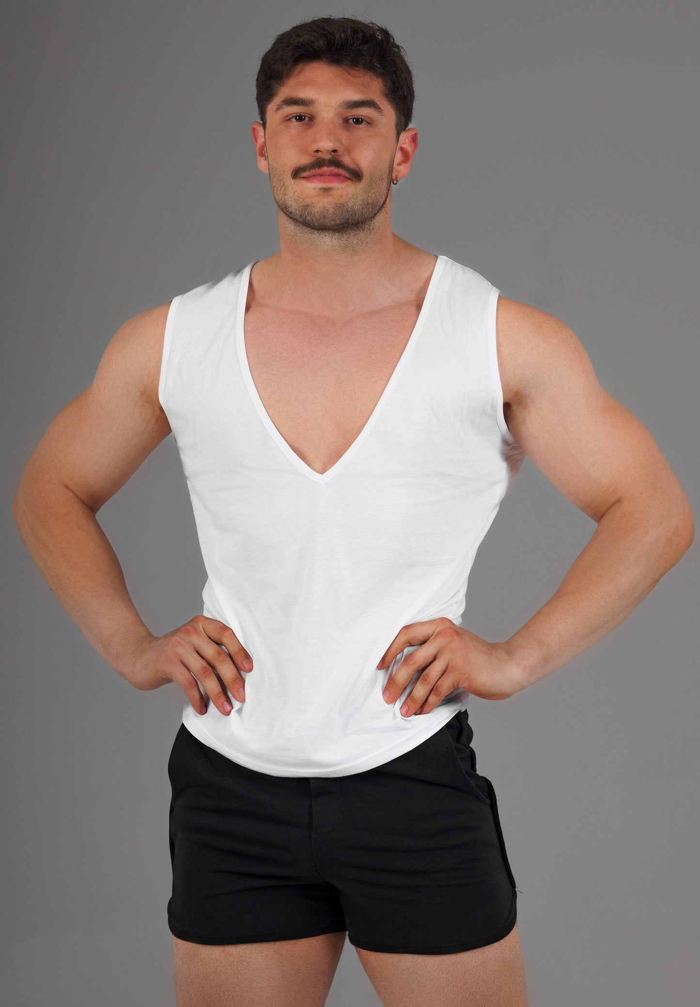 Ärmelloses V-Neck Shirt - Deep Cut Muscle Fit ( Weiß & Schwarz )