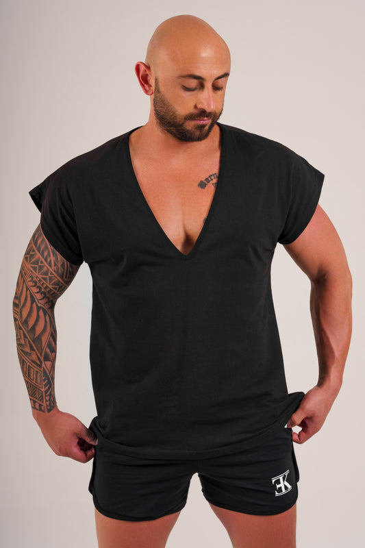 Oversize V-Cut Shirt - Black Edition -